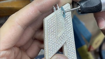 💎 Exquisite, perfectly crafted custom pendant! 💎 #numberpendant #cubanlinkchainwithnumberpendant