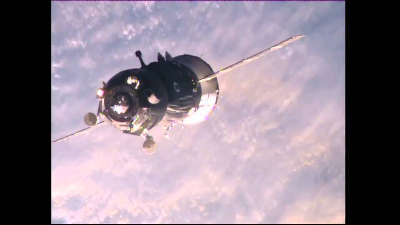 Expedition 46-47: New Crew Docks to the Space Station