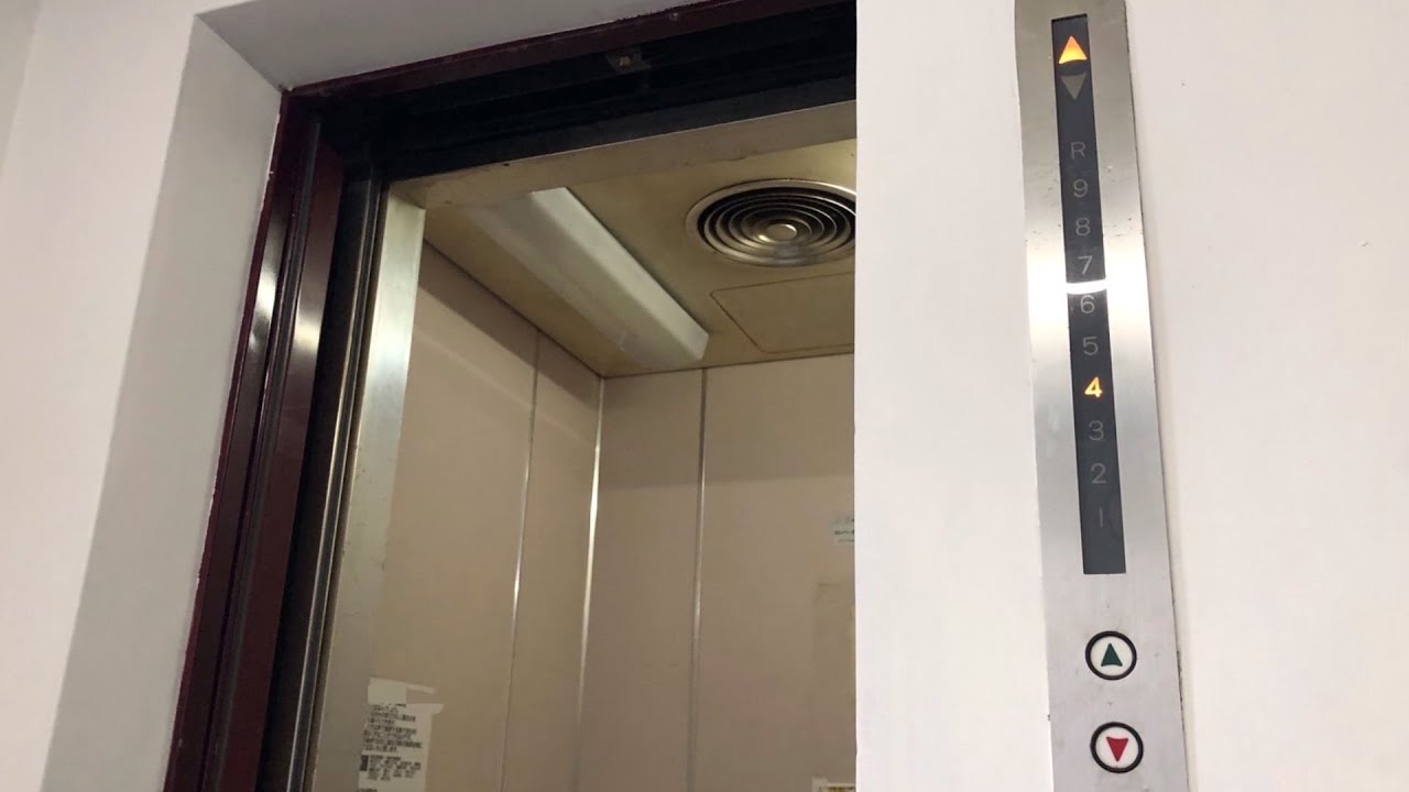【長〜い乗り場インジ】高層仕様の未更新！半世紀前の三菱エレベーター