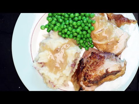 roast-chicken-dinner-—-gravy,-mashed-potatoes,-peas