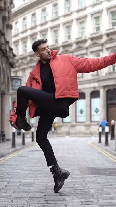 1 Video 1 Pose 📸 #poses #posestips #posingtips #menfashion #youssefesawy