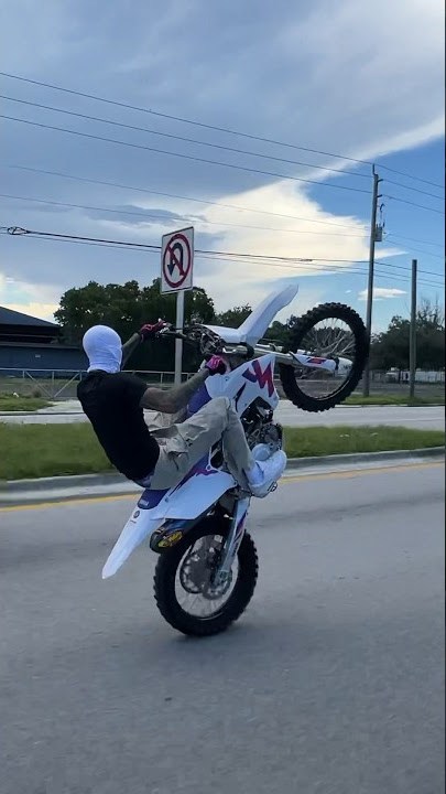 2024 YZ450F 50th anniversary #yamaha #yz450f #2024 #50thanniversary #wheelie #12oclock #12oclock