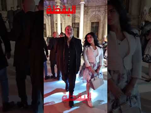 المخرج سامح عبد العزيز وزوجته ياسمين المصري مع إيهاب فهمي في زفاف إسماعيل فاروق مخرج حق عرب