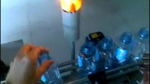 Fixed point labeling machine double sides label applicator equipment mineral water bottle labeler