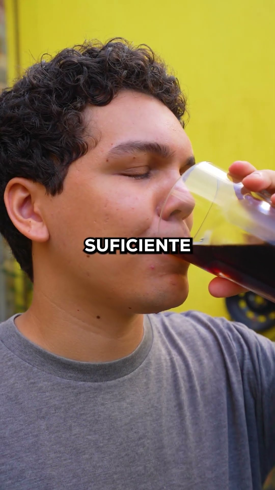 MEU AMIGO SEMPRE ME PEDE UM GOLINHO