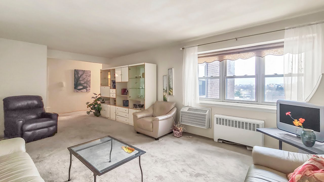 《纽约地产姜先生》纽约皇后区法拉盛两房一浴合作公寓 NYQueensFlushingTwo Bedroom One Bath