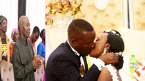ALICHOKIKIFANYA BWANAHARUS MBELE YA WAZAZI UTASHAN...