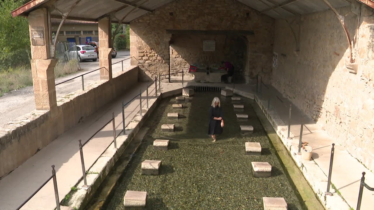 Aude : l’avenir des eaux d’Alet-les-Bains divise le village et occupe la justice