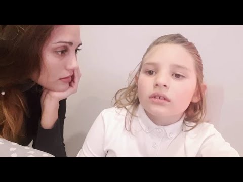 Video: La Guida Di Babysitter Alla Mia Figlia Autistica