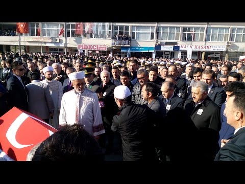 FIRAT KALKANI ALAÇAMLI ŞEHİT ERDAL BOLAT ALAÇAMDA TÖREN DÜZENLENDİ  - HELALLİK ALINDI