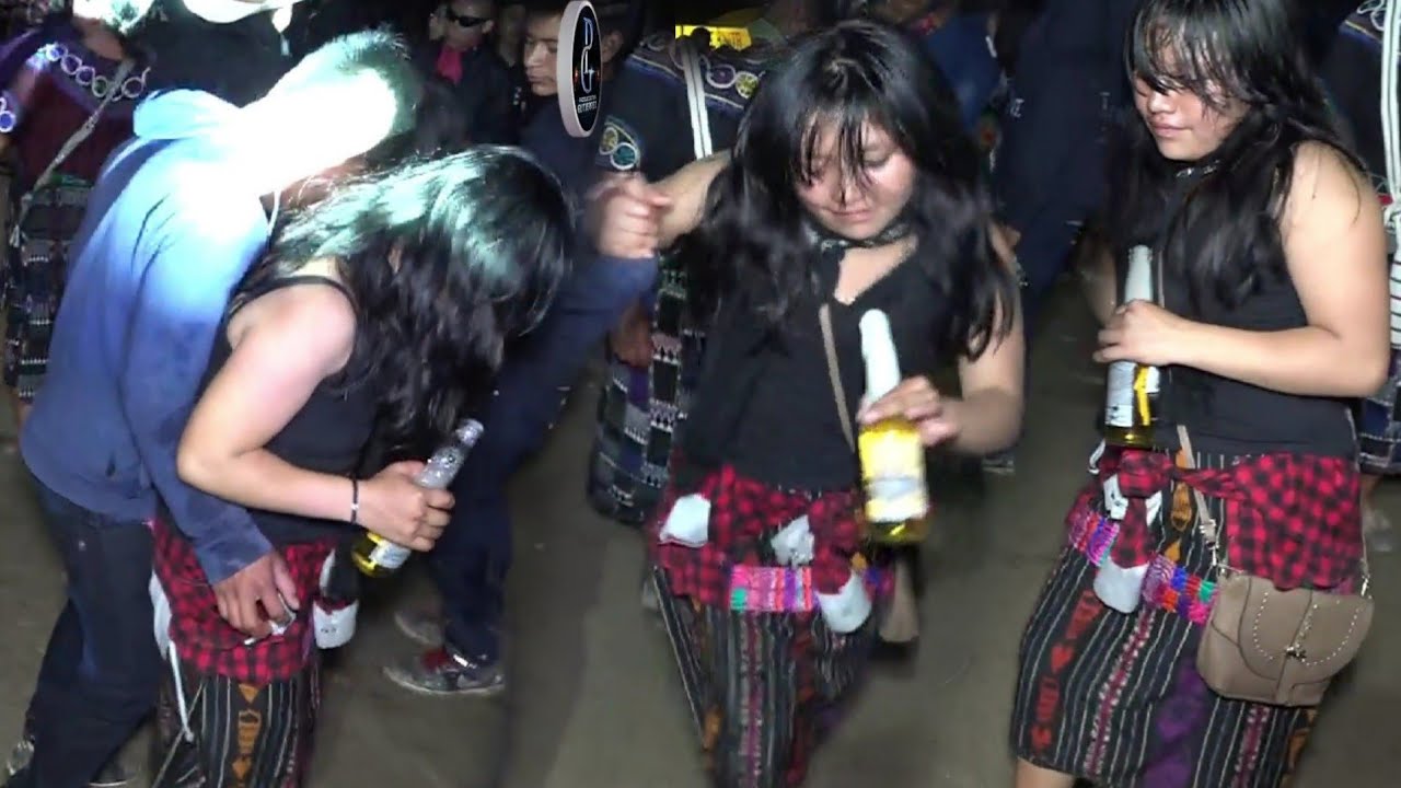 😱Uyyyyyy😱mamita como se goza🥳al ritmo duranguense💃💃gozando la vida con xoyita músical🍻🍻