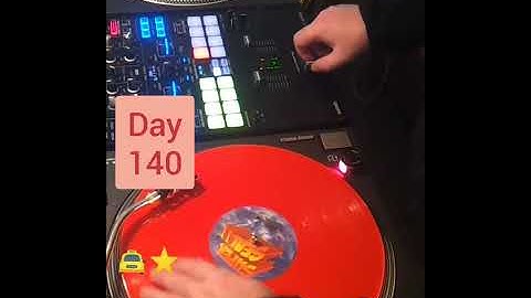 Scratching Day 140.   Trying open fader crab at the beginning of crab