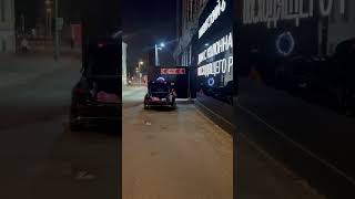 Должен смотреть вверх! ))) #дорожные знаки #автомобили  #остановка запрещена