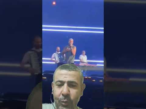 اخر ظهور لعمرو دياب شوفو لابس ايه عمرو دياب 