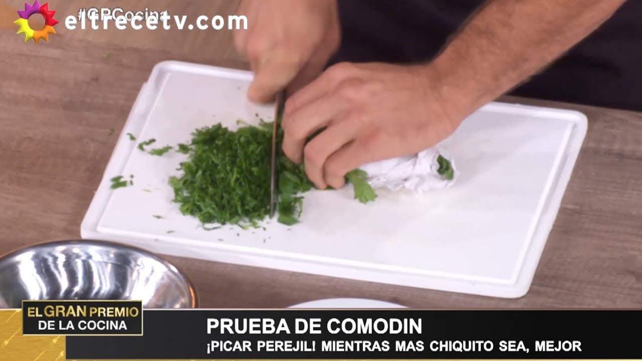 ¡La prueba del comodín fue picar el perejil lo más pequeño posible! tipos de comida con carne molida
