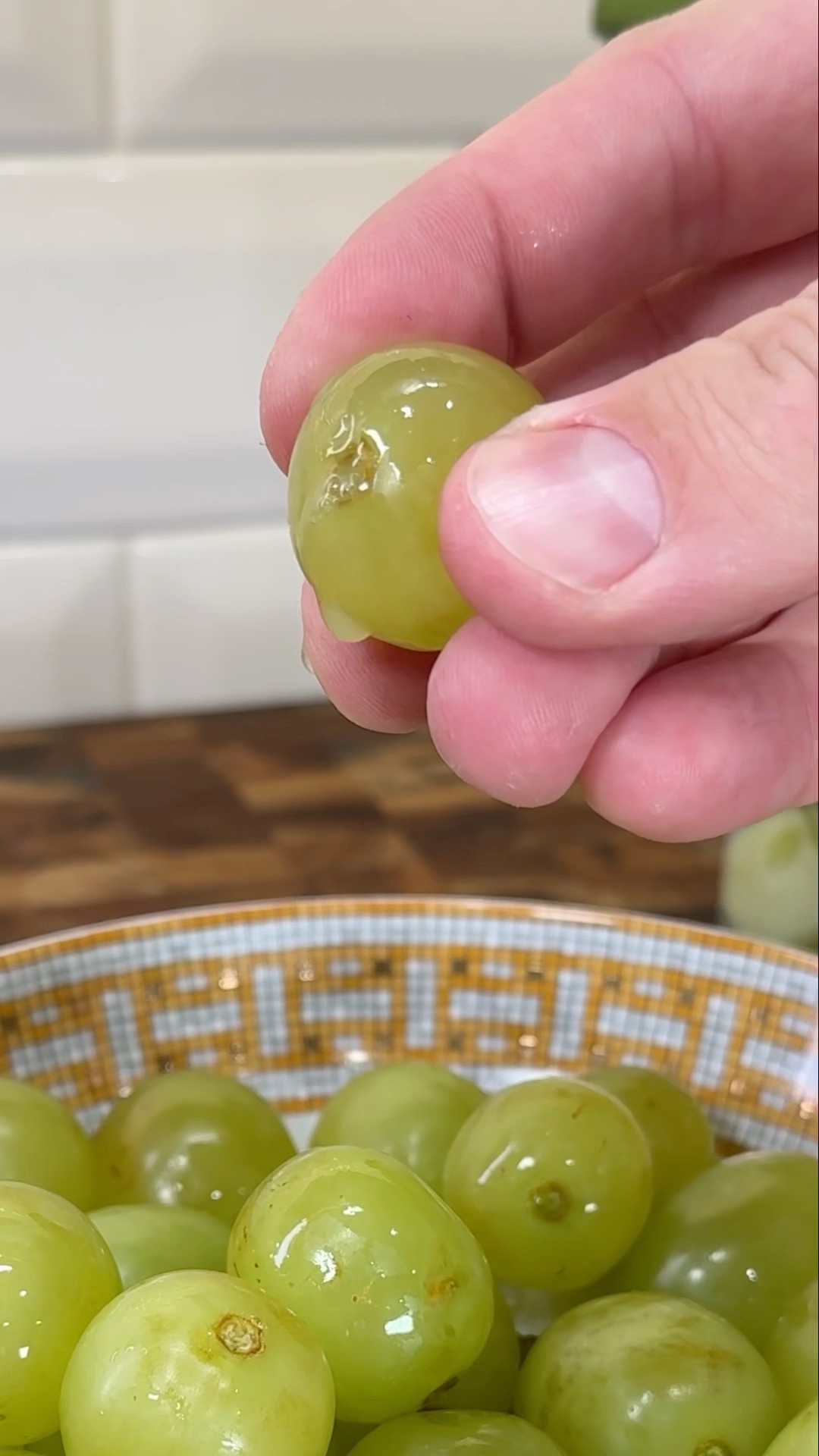 Fizzy grapes hack ? #shorts
