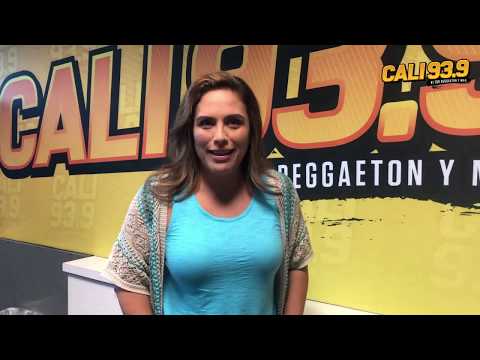 Vidéo: Annonceur Angélica Vale à La Station Cali 93.9