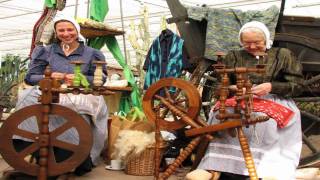 Spotnicks - The Old Spinning Wheel chords