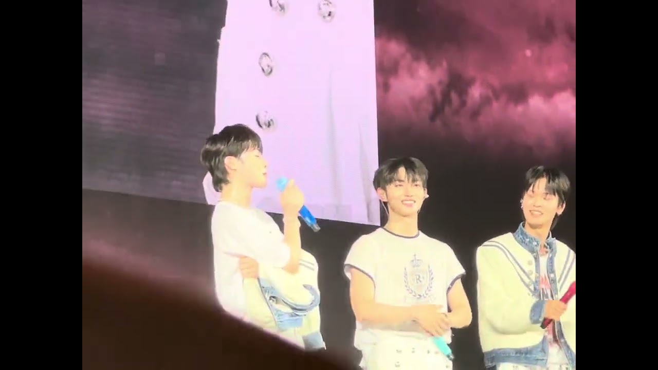 [FANCAM] Giao lưu cùng iE tại Concert Việt Nam ( T-OUR: TEMPEST Voyage) 15/06/24