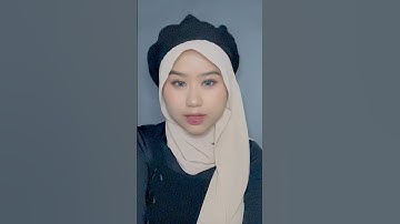 My first transition 🫣 #kpop #makeup #makeupshorts #trendingvideo #makeuptransition #aespa #karina