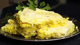 Give it a try once: Baked Potato with Cottage Cheese and Spices in Sour Cream! An amazing recipe!