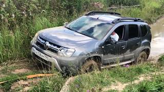 Duster, Kaptur и Arkana на проселке: битва трех Renault на бездорожье