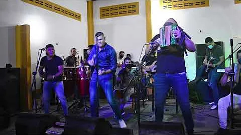 No me superas en vivo - F2 Rangel