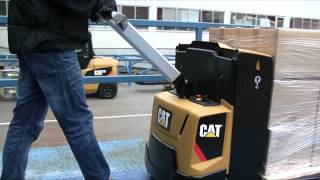 Power Pallet Trucks – Pedestrian Models | Cat® Lift Trucks