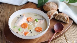 【365日のパンとスープ】きのこと鮭の豆乳味噌スープのレシピ 作り方