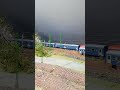 M41 elővárosi vonattal