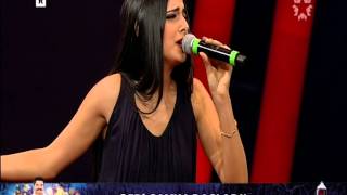 Ayda Mosharraf - İsyan (Duman) 31.12.2013 at O Ses Türkiye New Year's Special Episode (Yılbaşı Özel) Resimi