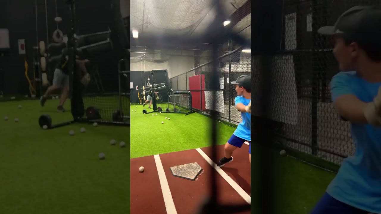 New 2024 Demarini ZOA Versus 2023