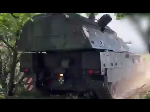 Відпрацювання по цілям САУ PzH2000 на сході України
