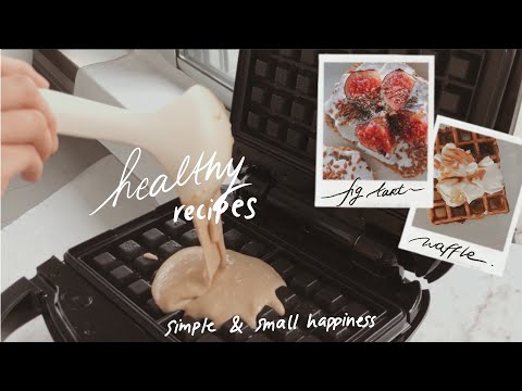 4 easy and delicious healthy breakfast ideas (bread, croissant, waffle)