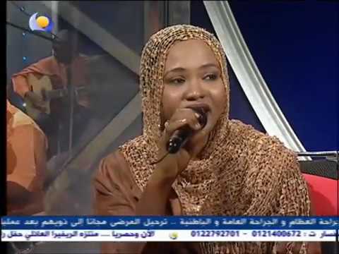 اسرار بابكر تخاصم يوم وتصالح يوم اعمل لك ايه