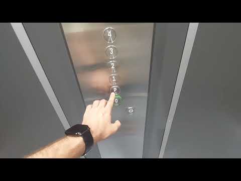 Orona Super Big Lift In A 4 Story In Reus 