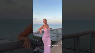 Tayuh Lynn Curvy Plus Size Model. Biography Curvy Model. Body Positivity Influence.