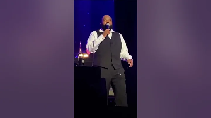 THE AUDIENCE WAS NOT EXPECTING THIS FROM THE OJAYS FEATURED SINGER NICK DAVIS WOW