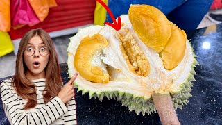 Durian Duri Hitam | Tasting The World's Smelliest Fruit (Durian)