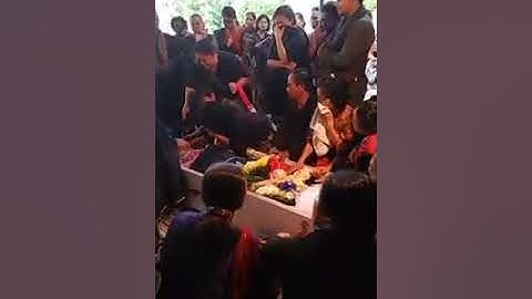 100% BUAT PENONTON MENANGIS. (tipul-tipul ni lili) Batak