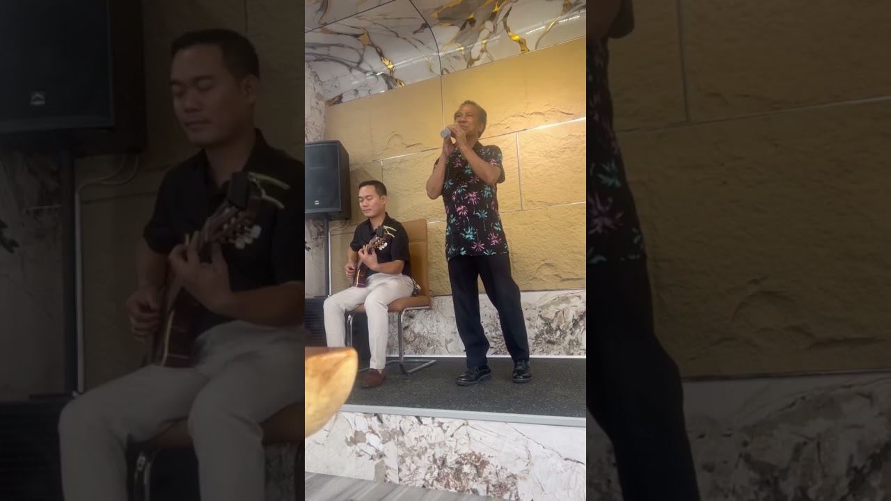 danh ca Chế Linh 84 tuổi hát cực phê-NGÀY VUI QUA MAU