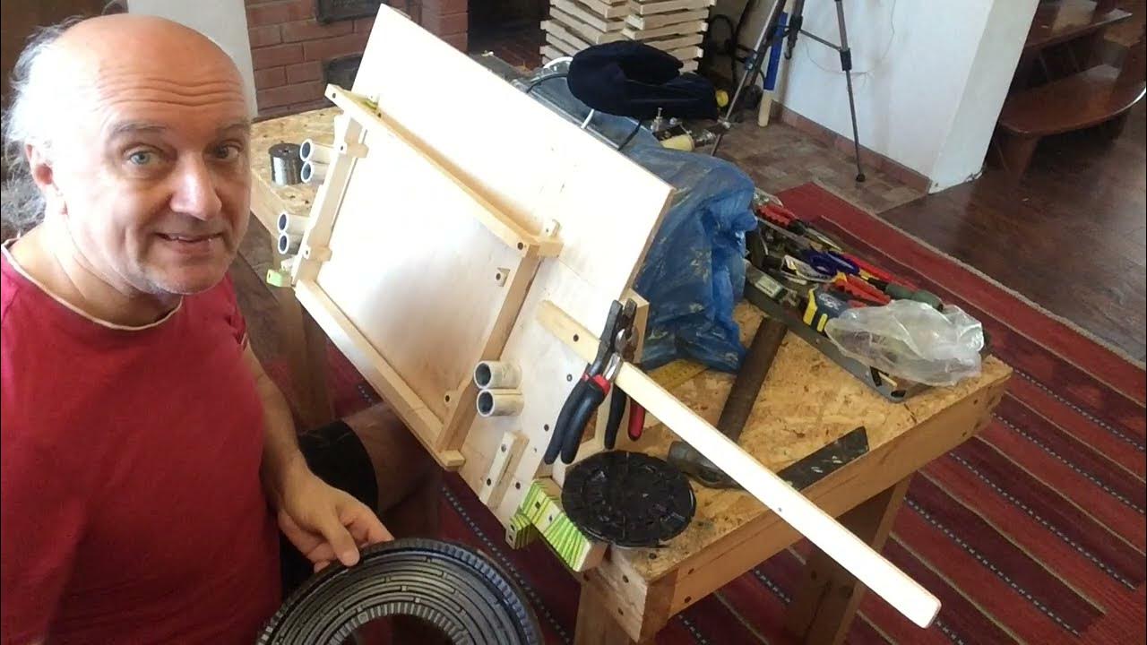 Самодельный станок для натяжки проволоки на рамки для ульев - YouTube