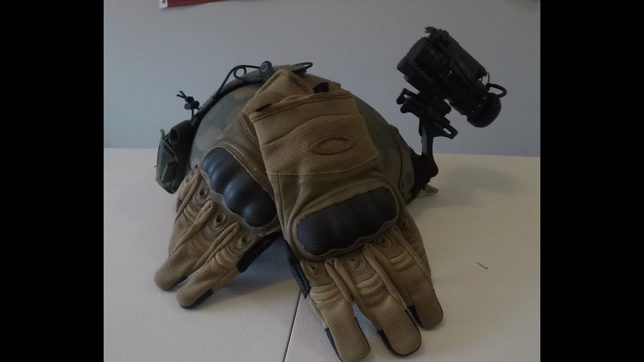 Oakley Factory Pilot Gloves Review - YouTube