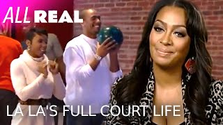 A Bowling Match With La La and Kelly 🎳 | La La's Full Court Life | All Real