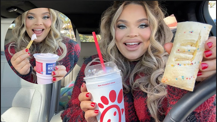 TRYING ALL THE HOLIDAY MENU ITEMS AT FAST FOOD RESTAURANTS!