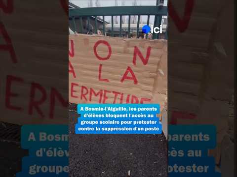 Des parents bloquent lâĂ©cole pour sauver une classe đł #Ăcole #Education
