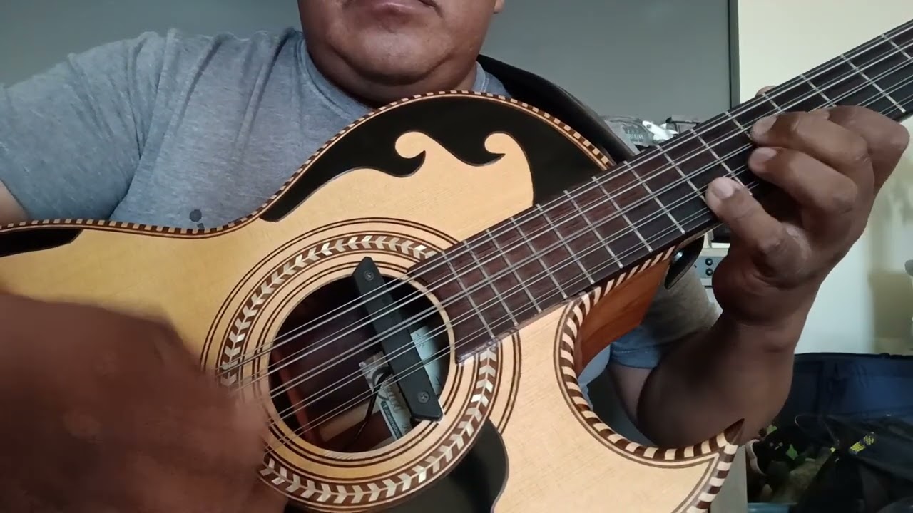 Pueblito - Los Cadetes - bajo quinto