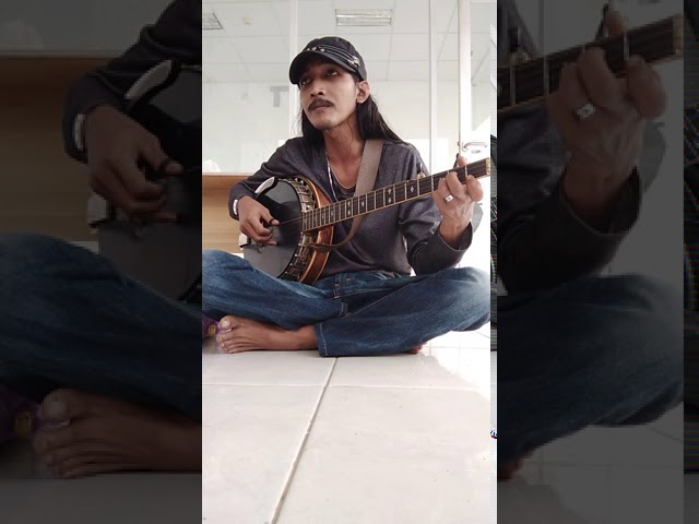 Rindu Tebal - Iwan Fals (Cover Banjo) class=