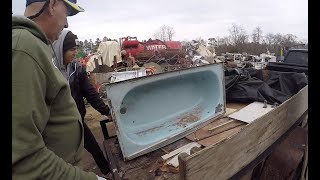 Tiny House Day 5 : Demo/Scrap Run!