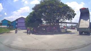 Dump Truck Rips Cable With Raised Bucket